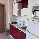 Premier F1 420 Apartment