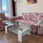 Apartment Premier F1 420