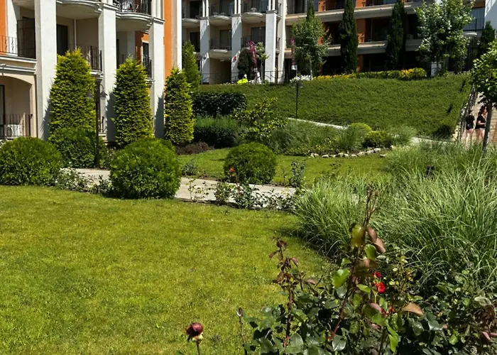 Premier F1 420 Apartman *